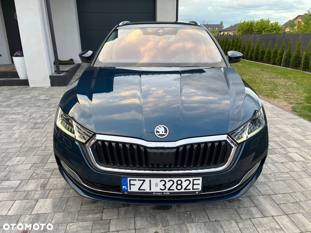 Skoda Octavia 2.0 TDI DSG Exclusive - 3