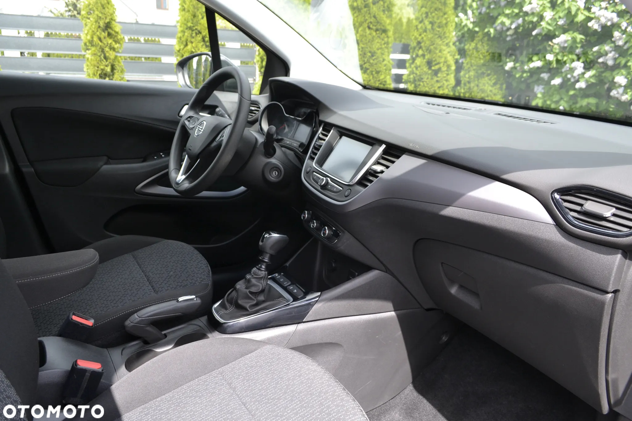 Opel Crossland X 1.2 T Eco Enjoy S&S - 35