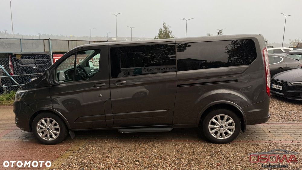 Ford Tourneo Custom - 10