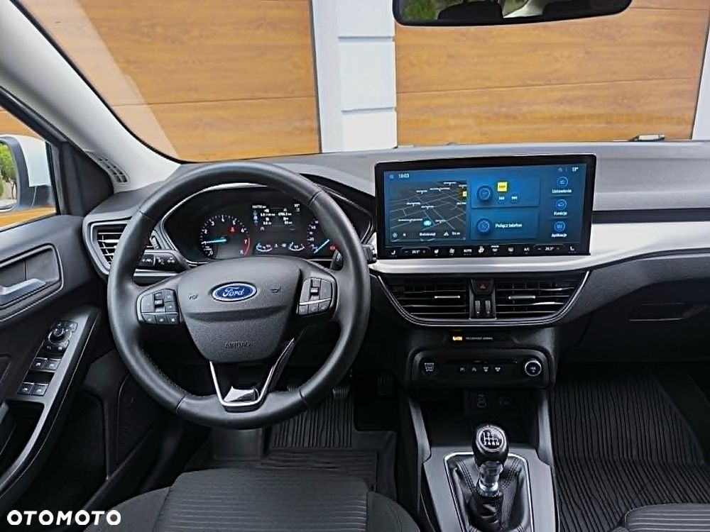 Ford Focus 1.0 EcoBoost Titanium - 10