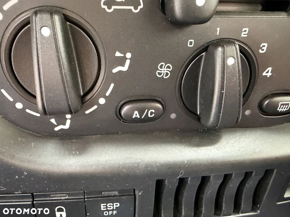 Peugeot 1007 75 Tendance - 9