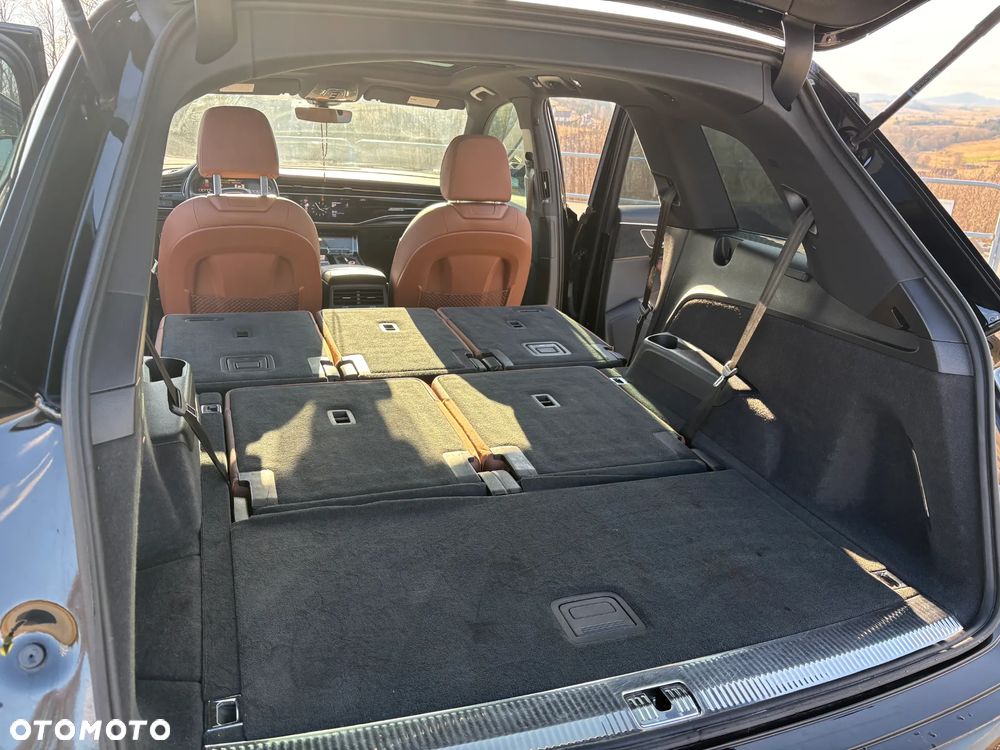Audi Q7 - 17