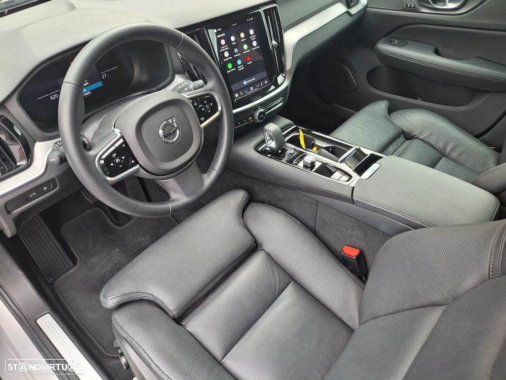 Volvo V60 2.0 T6 AWD TE Plus Dark - 16