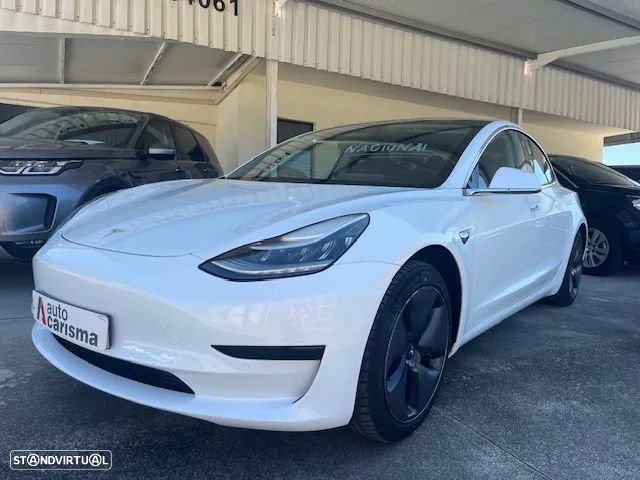 Tesla Model 3 - 1
