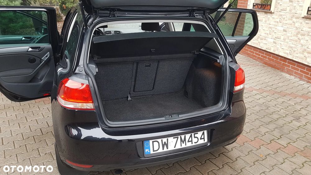 Volkswagen Golf 1.6 TDI Highline - 9