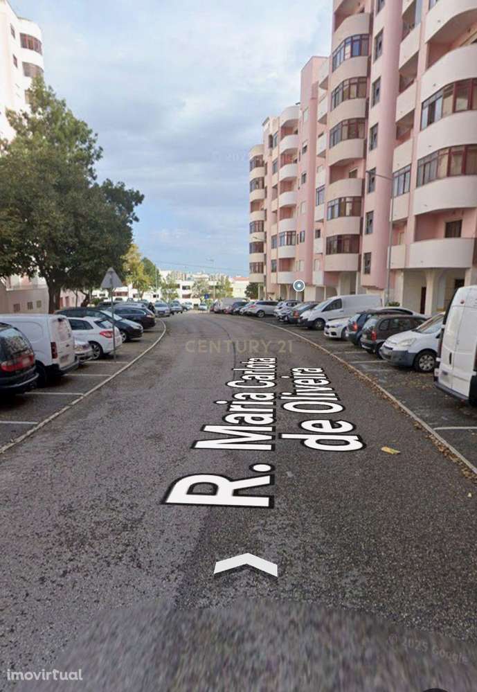 **Box na Rua Maria Carlota D´Oliveira para Venda!** - Grande imagem: 2/11