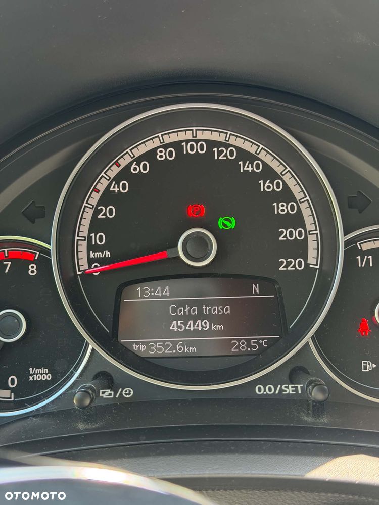 Volkswagen up! 1.0 move - 23