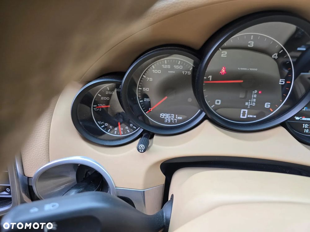 Porsche Cayenne Diesel Platinum Edition - 11