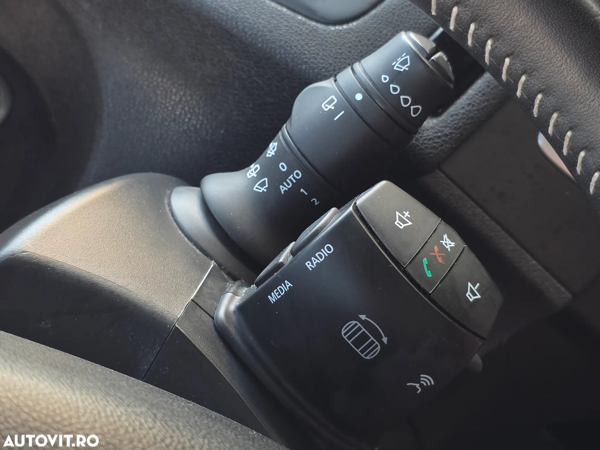 Renault Megane ENERGY dCi 110 Start & Stop Bose Edition - 32