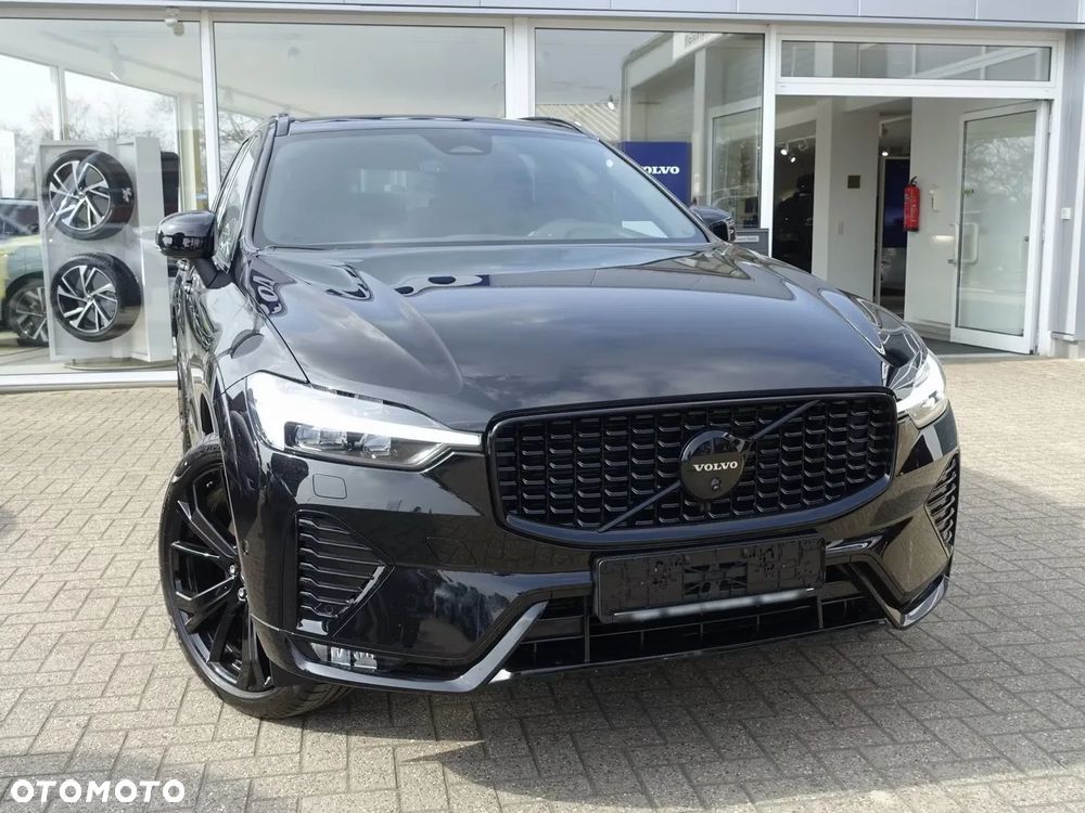 Volvo XC 60 B5 B AWD Plus Black Edition - 8