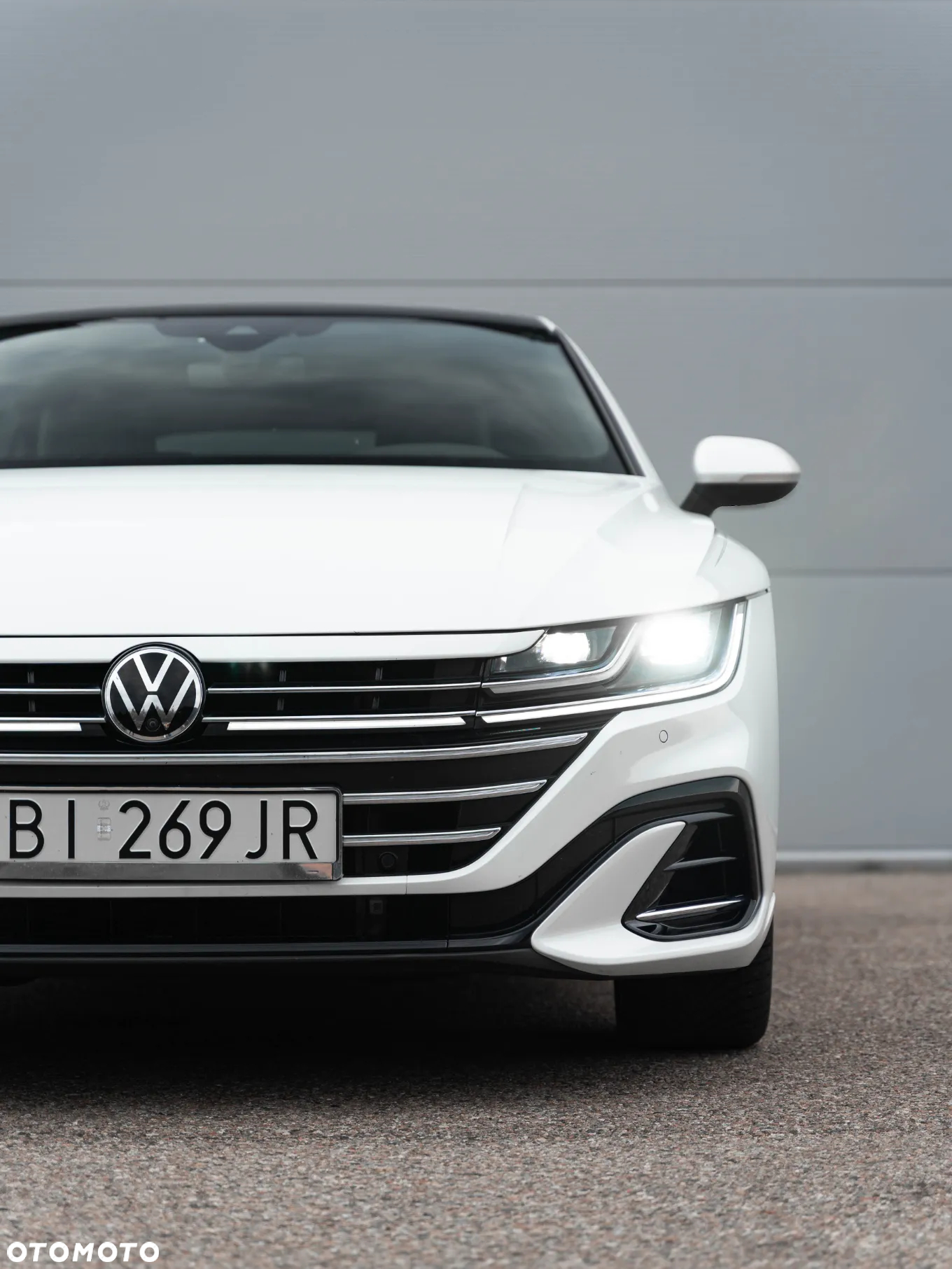 Volkswagen Arteon 2.0 TSI 4Motion R DSG - 2