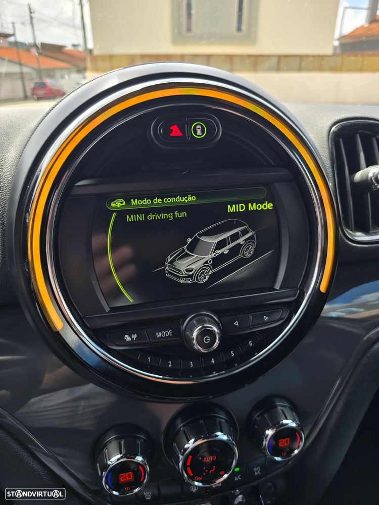 MINI Countryman Cooper D - 25