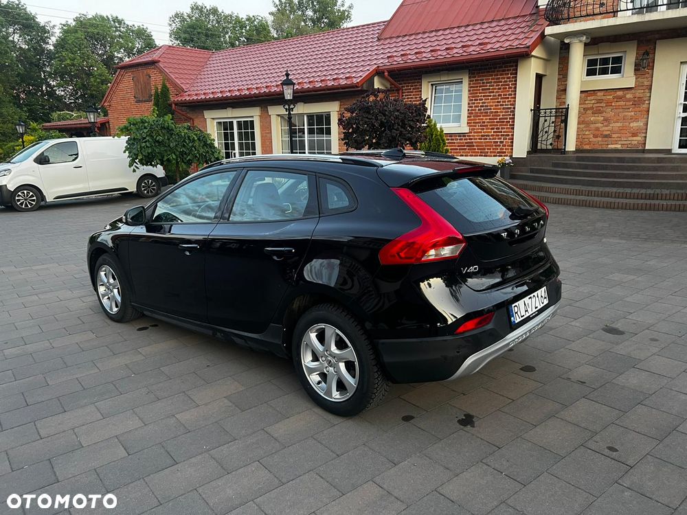 Volvo V40 D2 Drive-E Momentum - 4