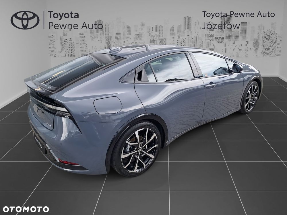 Toyota Prius - 5