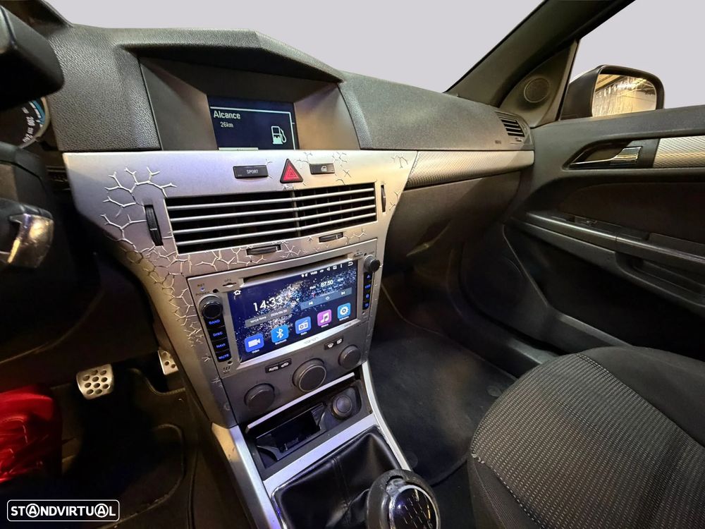Opel Astra GTC 1.7 CDTI - 24