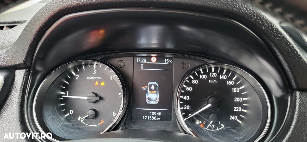 Nissan Qashqai 1.5 DCI TEKNA - 16