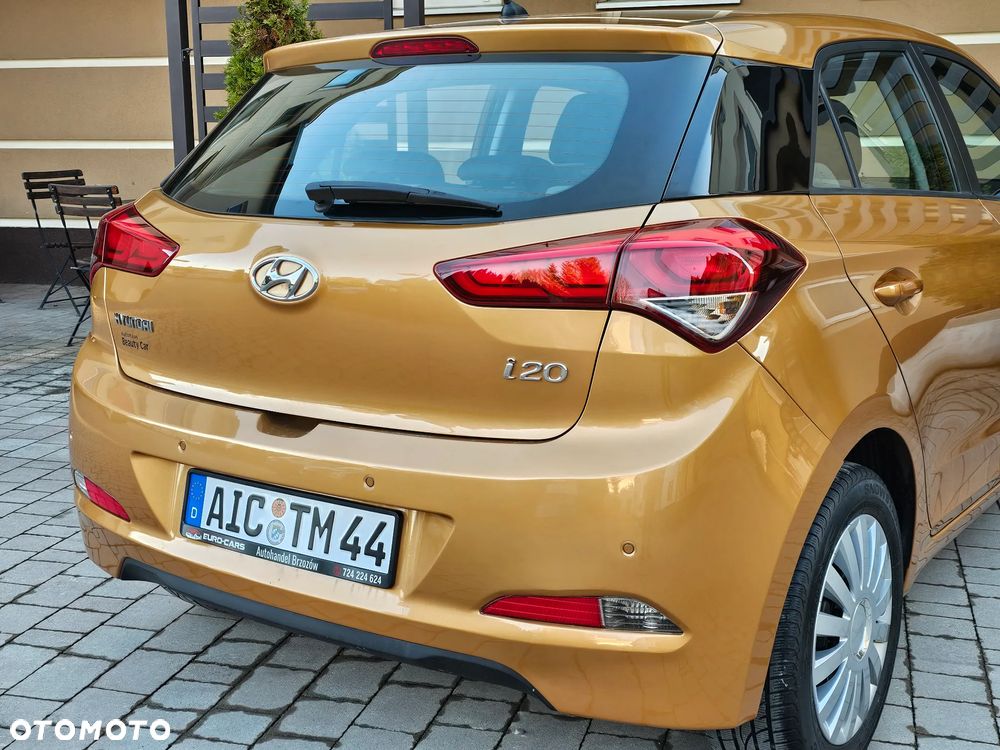 Hyundai i20 1.2 YES Gold - 30