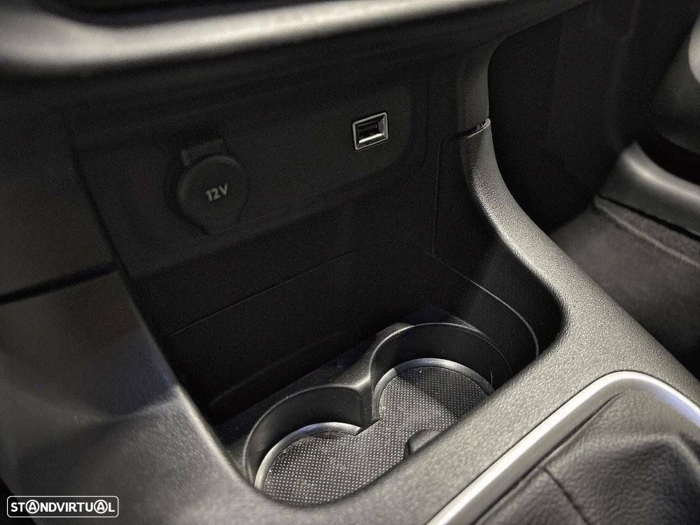 Citroën C3 1.2 PureTech Shine - 18