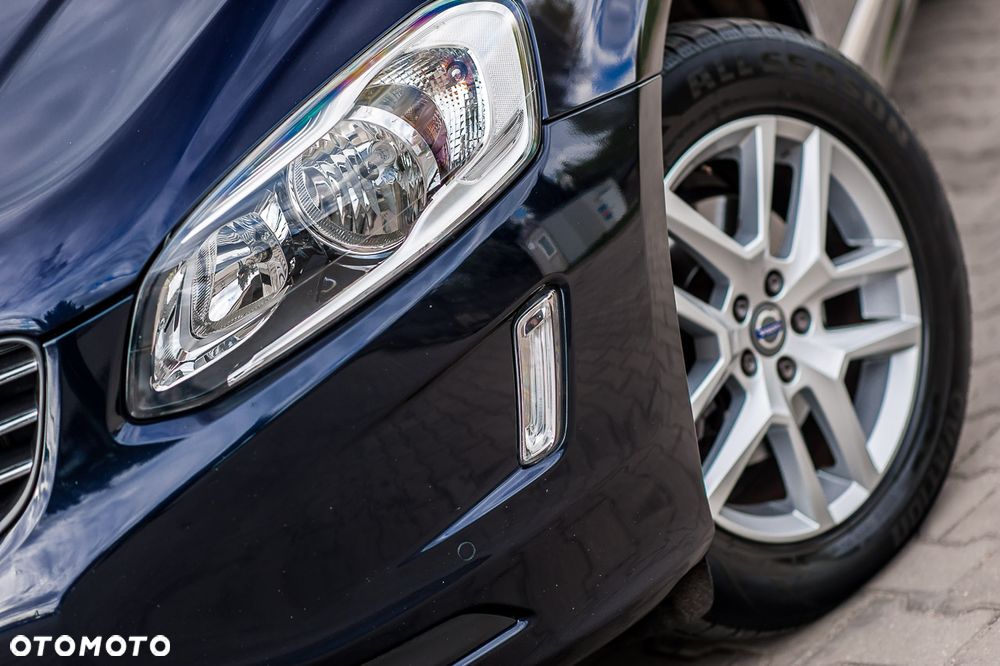 Volvo XC 60 - 8