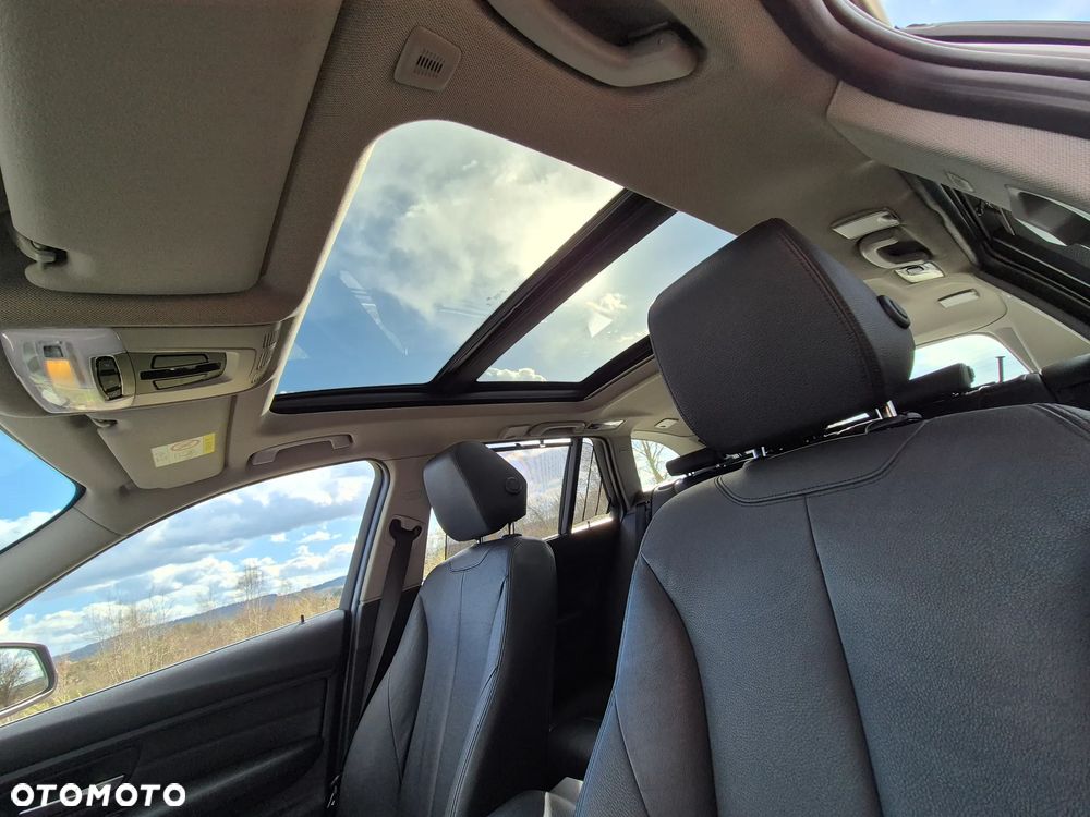 BMW Seria 3 320d Efficient Dynamic Edition - 12