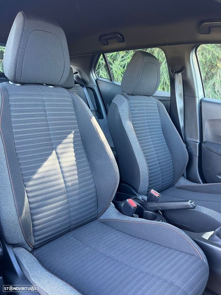 Peugeot 2008 1.2 PureTech Active - 8