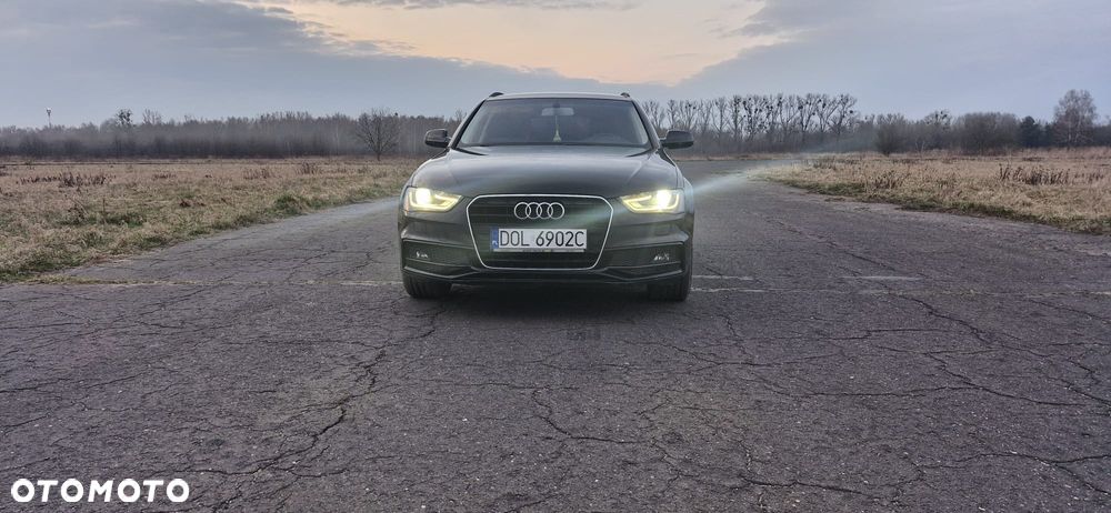 Audi A4 Avant - 1