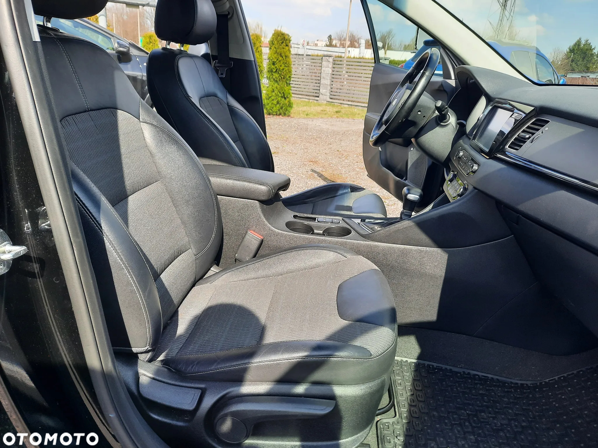 Kia Niro 1.6 GDI Hybrid XL - 22