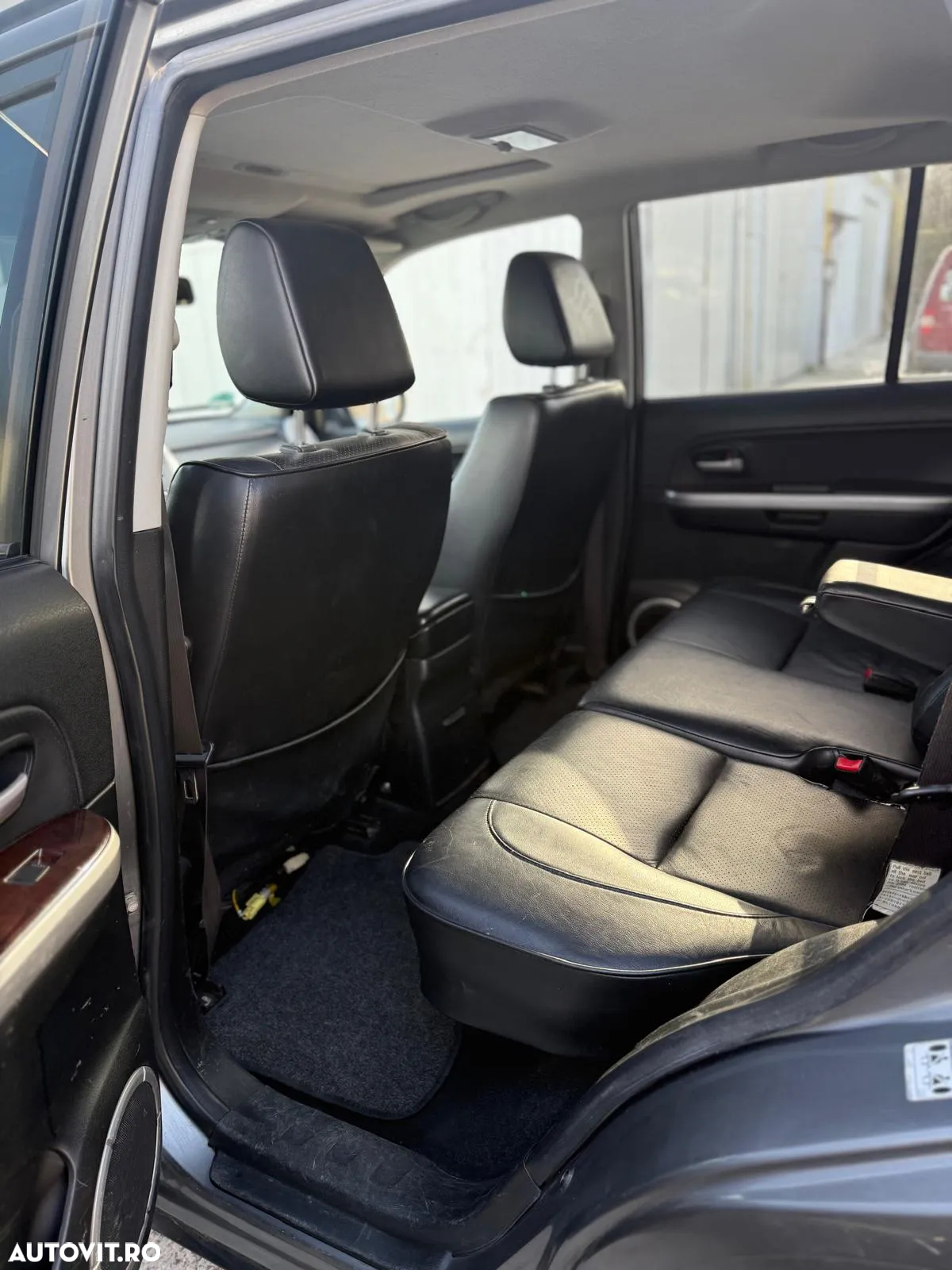 Suzuki Grand Vitara 1.9 DDIS Navi - 3
