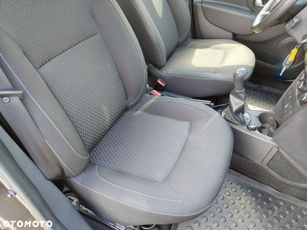 Dacia Logan - 12