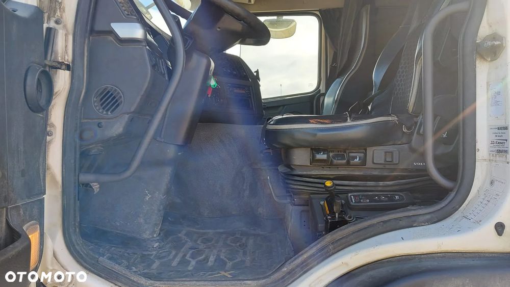 Volvo FMX 500 - 11