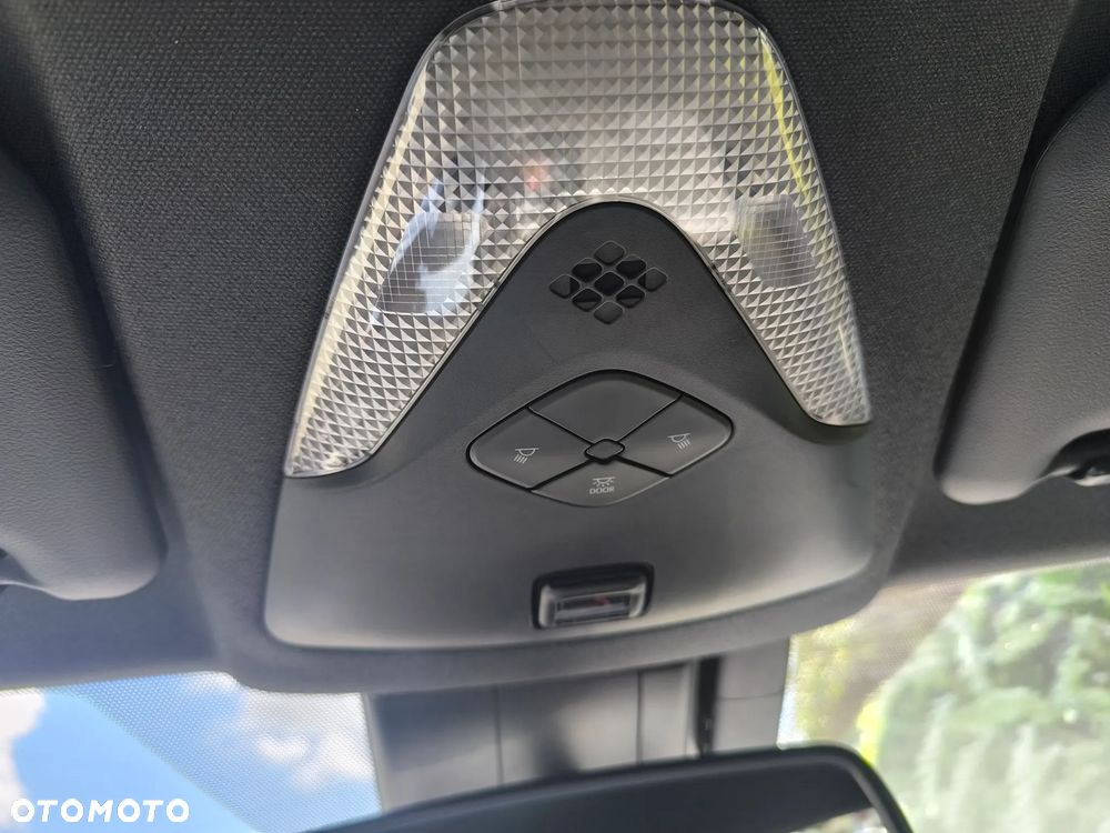 Toyota C-HR 2.0 Hybrid Executive - 27