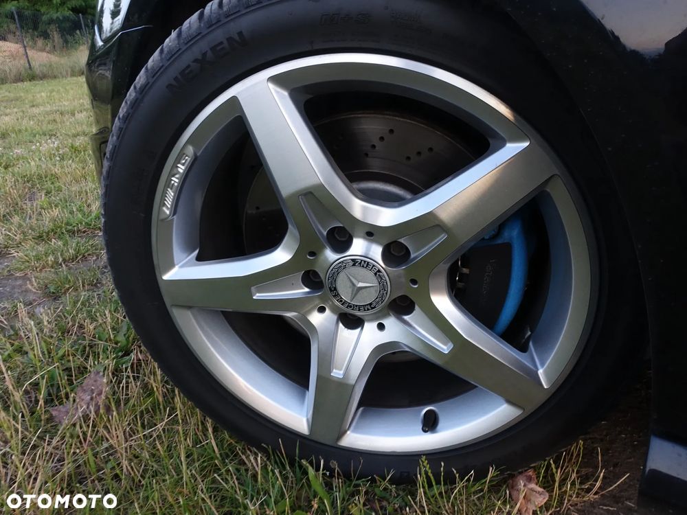 Mercedes-Benz SLK 350 (BlueEFFICIENCY) 7G-TRONIC - 19