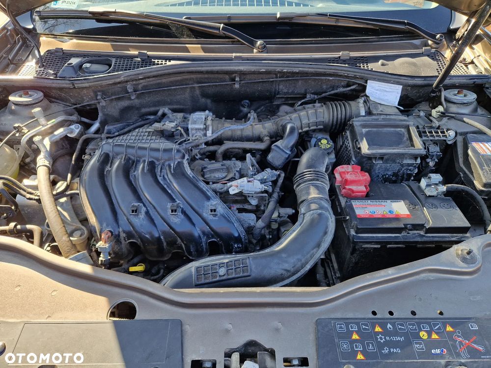 Dacia Duster 1.6 SCe Laureate S&S - 13