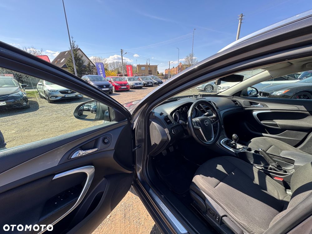 Opel Insignia 2.0 CDTI - 17