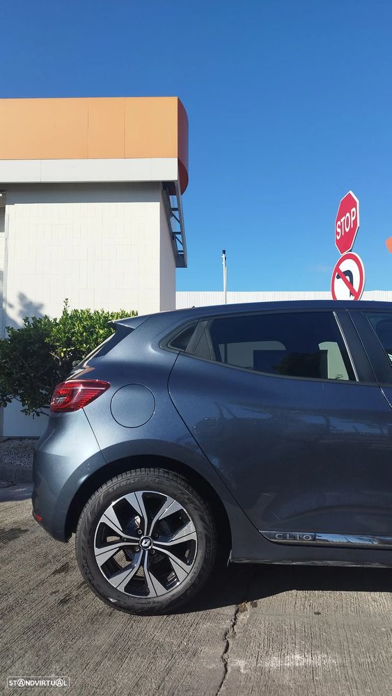 Renault Clio - 5