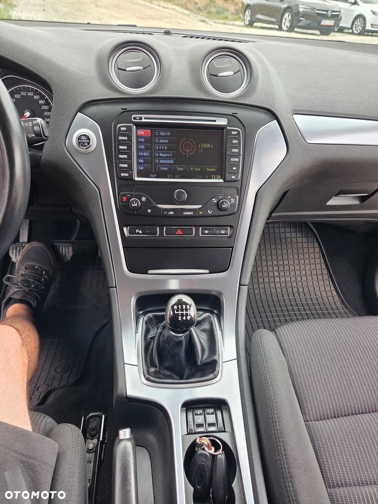 Ford Mondeo 2.0 TDCi Titanium X - 18