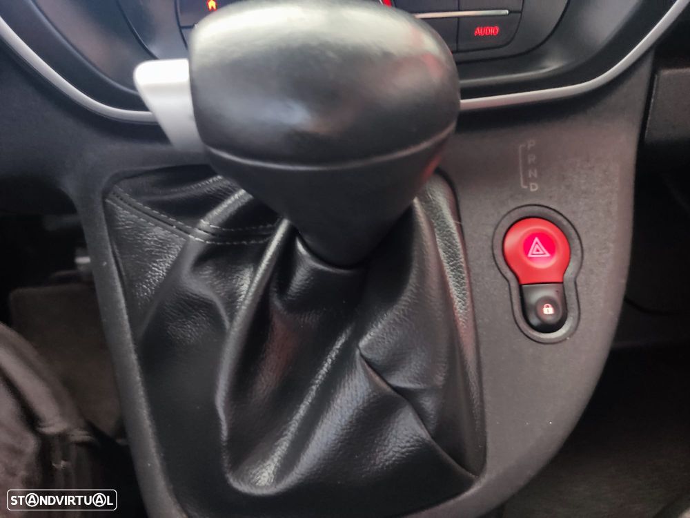 Renault Kangoo Z.E. 33 - 11