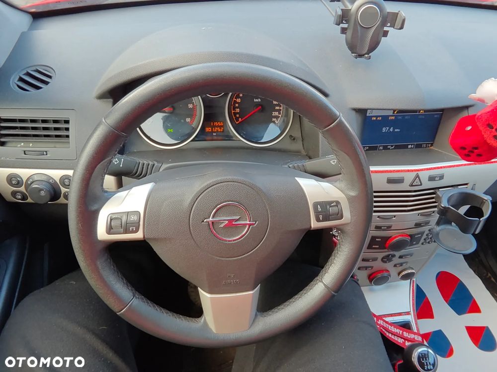 Opel Astra 1.9 CDTI DPF Cosmo - 21