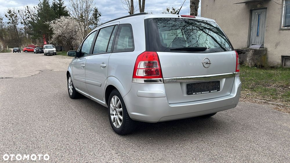 Opel Zafira 1.8 Design Edition - 4