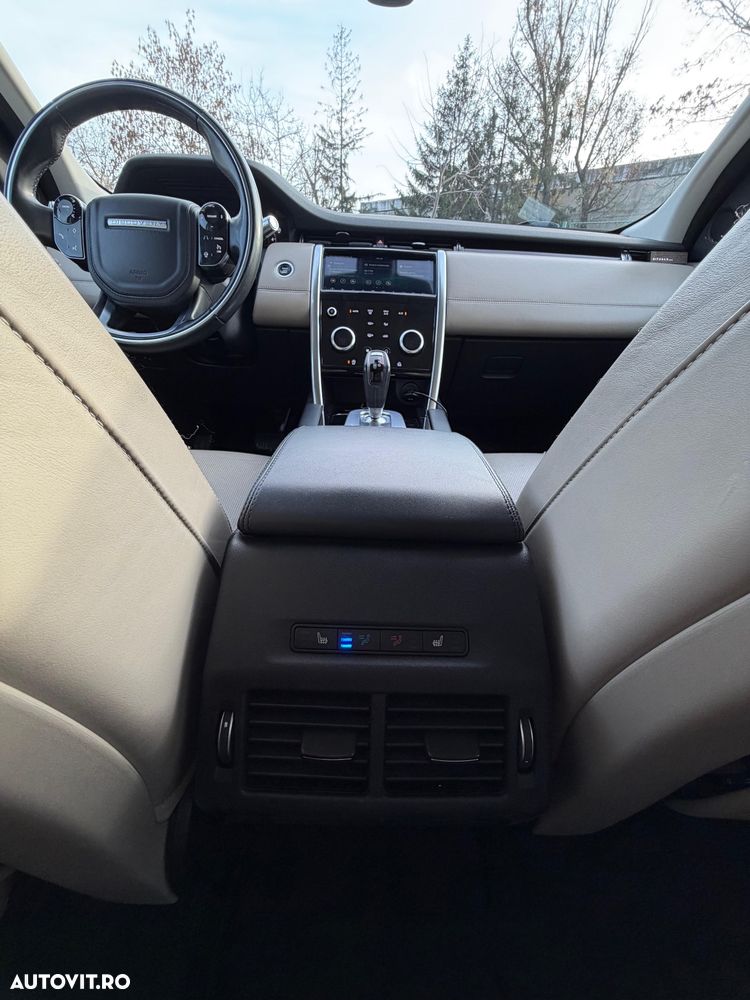 Land Rover Discovery Sport - 16