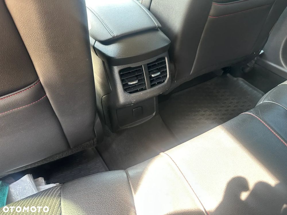 Ford Mondeo 2.0 TDCi ST-Line PowerShift - 13