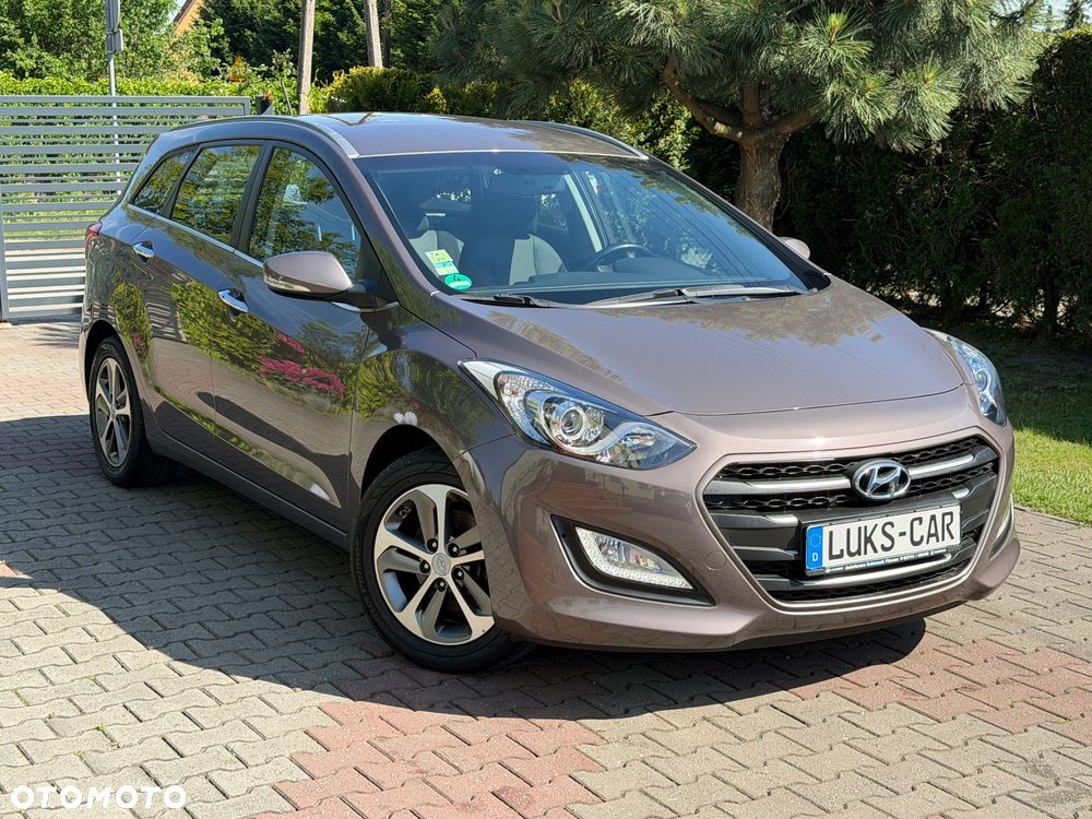 Hyundai i30 blue Kombi 1.4 YES Gold - 7