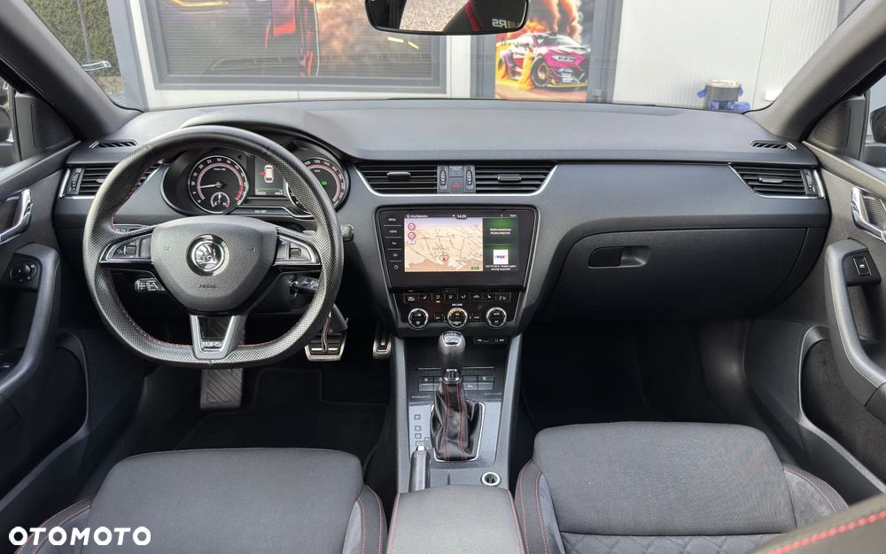 Skoda Octavia 2.0 TDI 4x4 DSG RS - 29