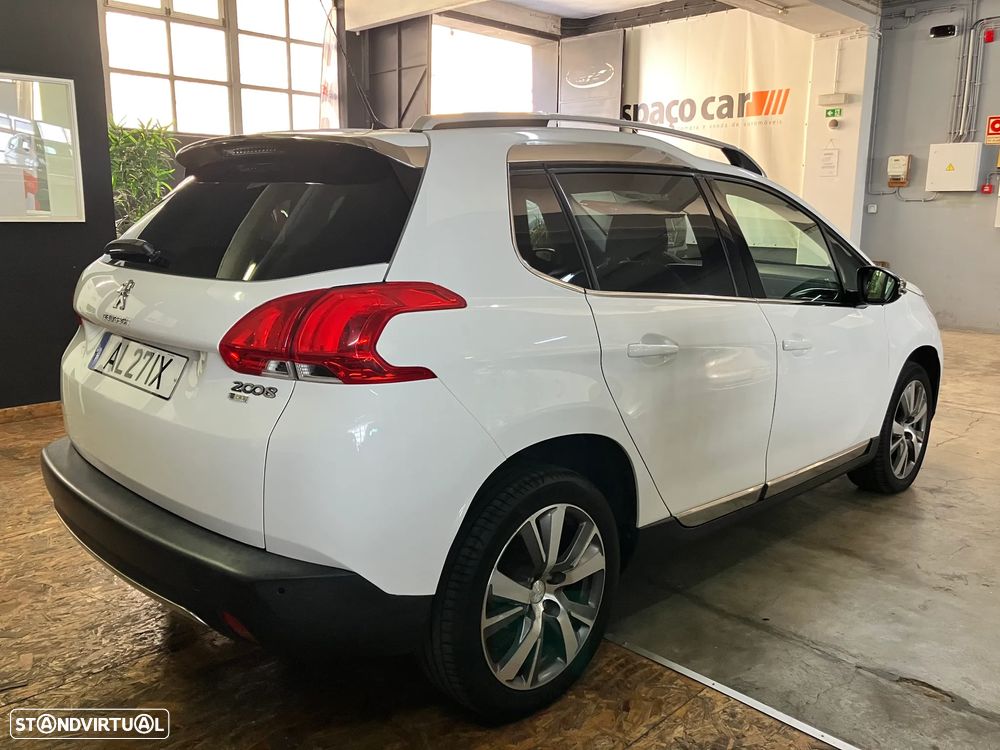 Peugeot 2008 1.6 e-HDi Allure - 4