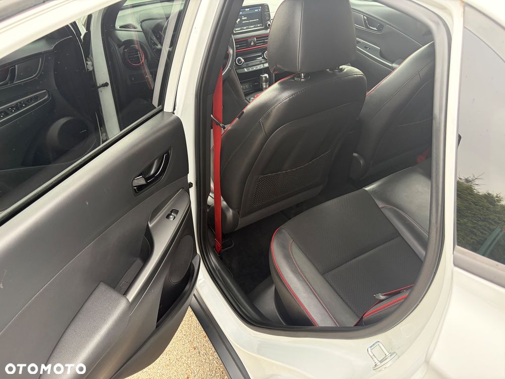 Hyundai Kona 1.6 T-GDI DCT 4WD Premium - 18