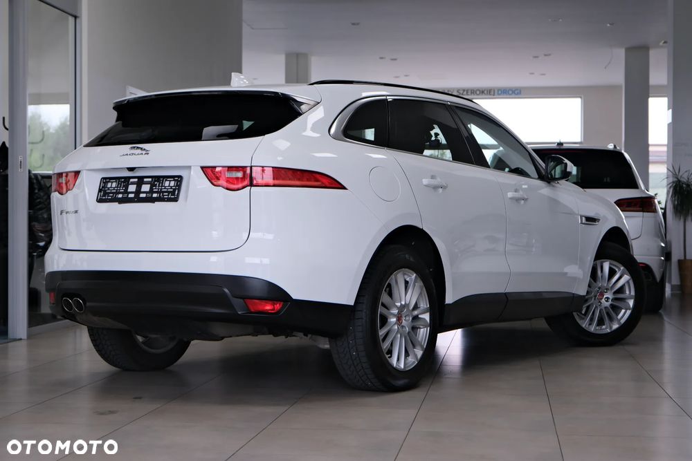 Jaguar F-Pace 2.0 i4D AWD Prestige - 8