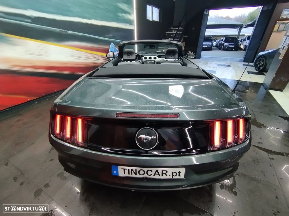 Ford Mustang 2.3i EcoBoost - 14