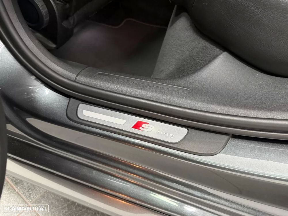 Audi A4 Avant 2.0 TDI Multitronic S-line - 13