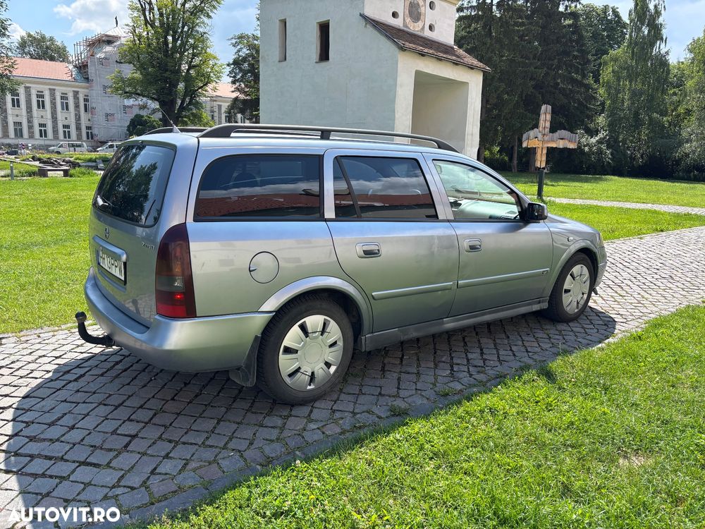 Opel Astra 1.7 CDTi Enjoy - 8