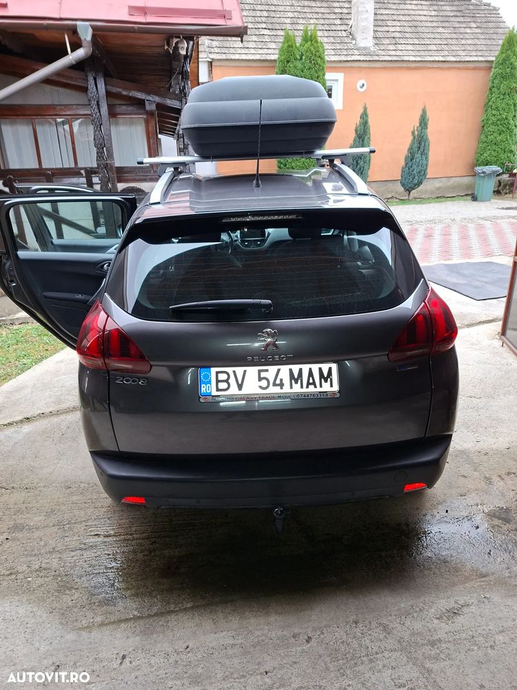Peugeot 2008 - 5